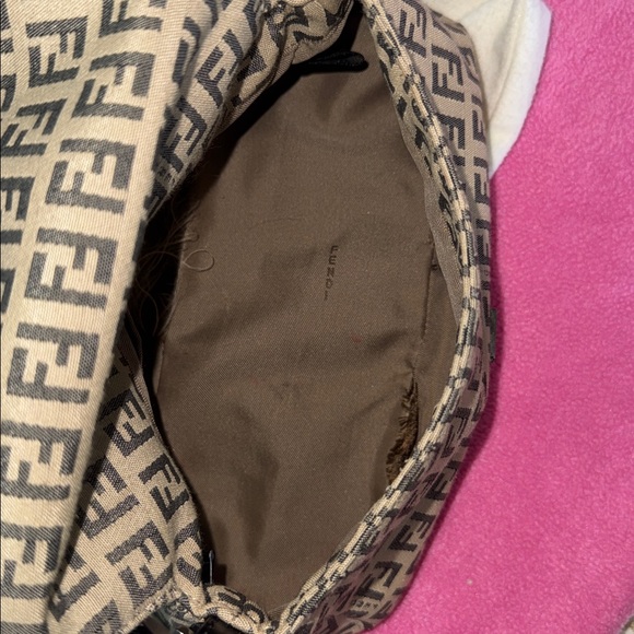 Authentic FENDI Zucchino mama baguette Mini Tan and Black Shoulder Bag - Picture 13 of 15